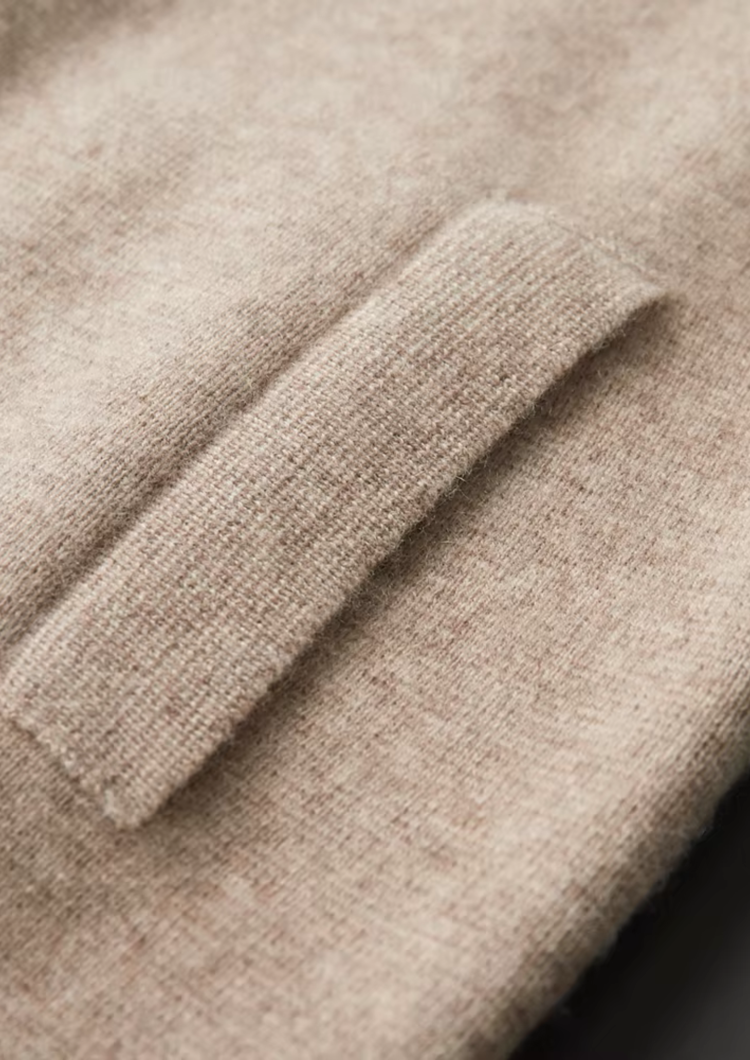 CARDIGÁN POLO CON CREMALLERA DE LANA MERINA EXTRAFINA