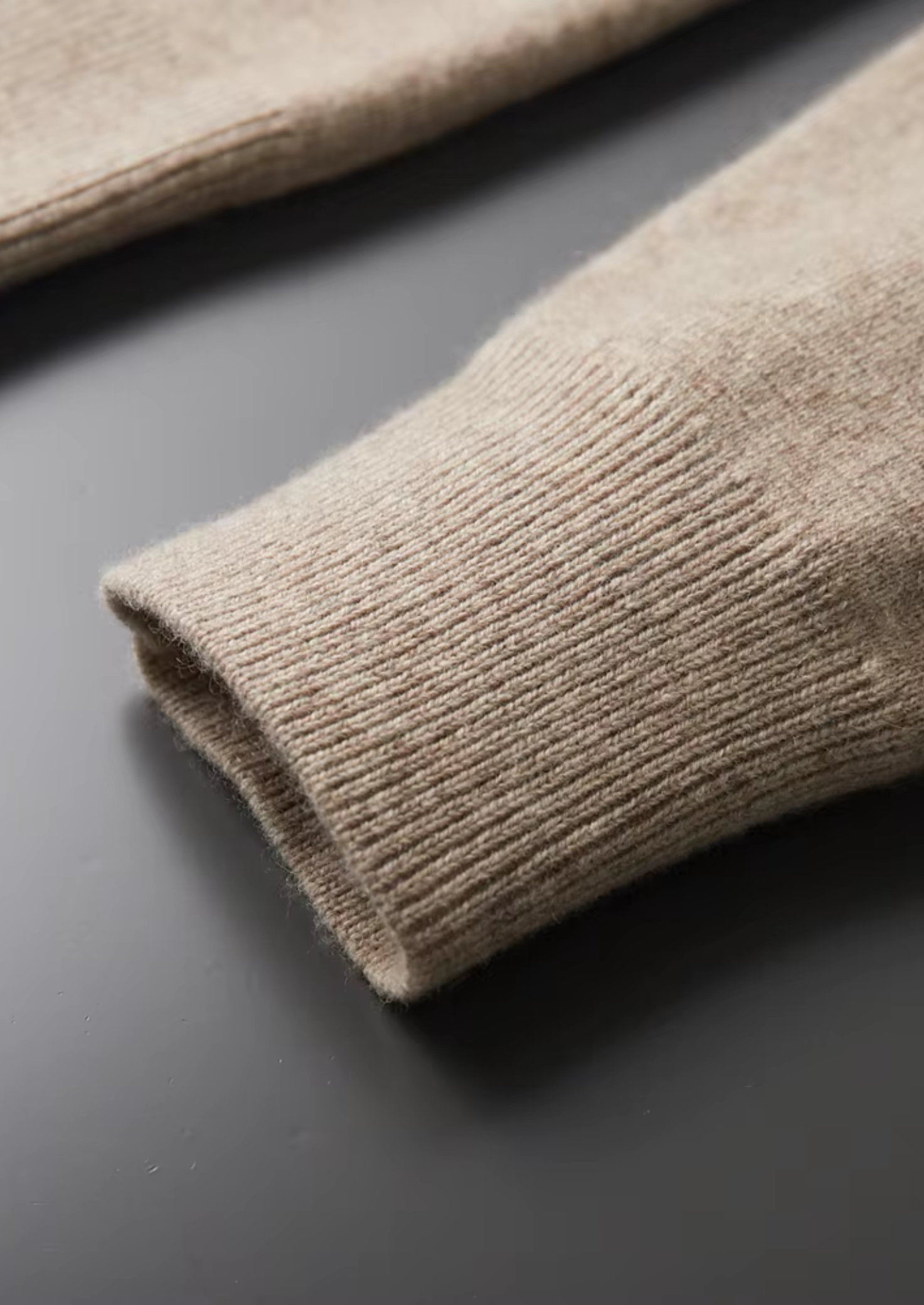 CARDIGÁN POLO CON CREMALLERA DE LANA MERINA EXTRAFINA