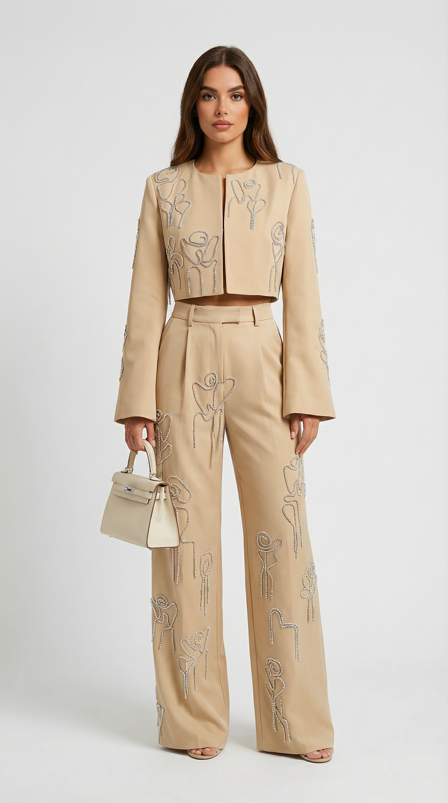 Aura - Set bordado con chaqueta recortada + pantalón de cintura alta