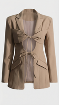 Valier - Blazer de encaje con corte arquitectónico, beige