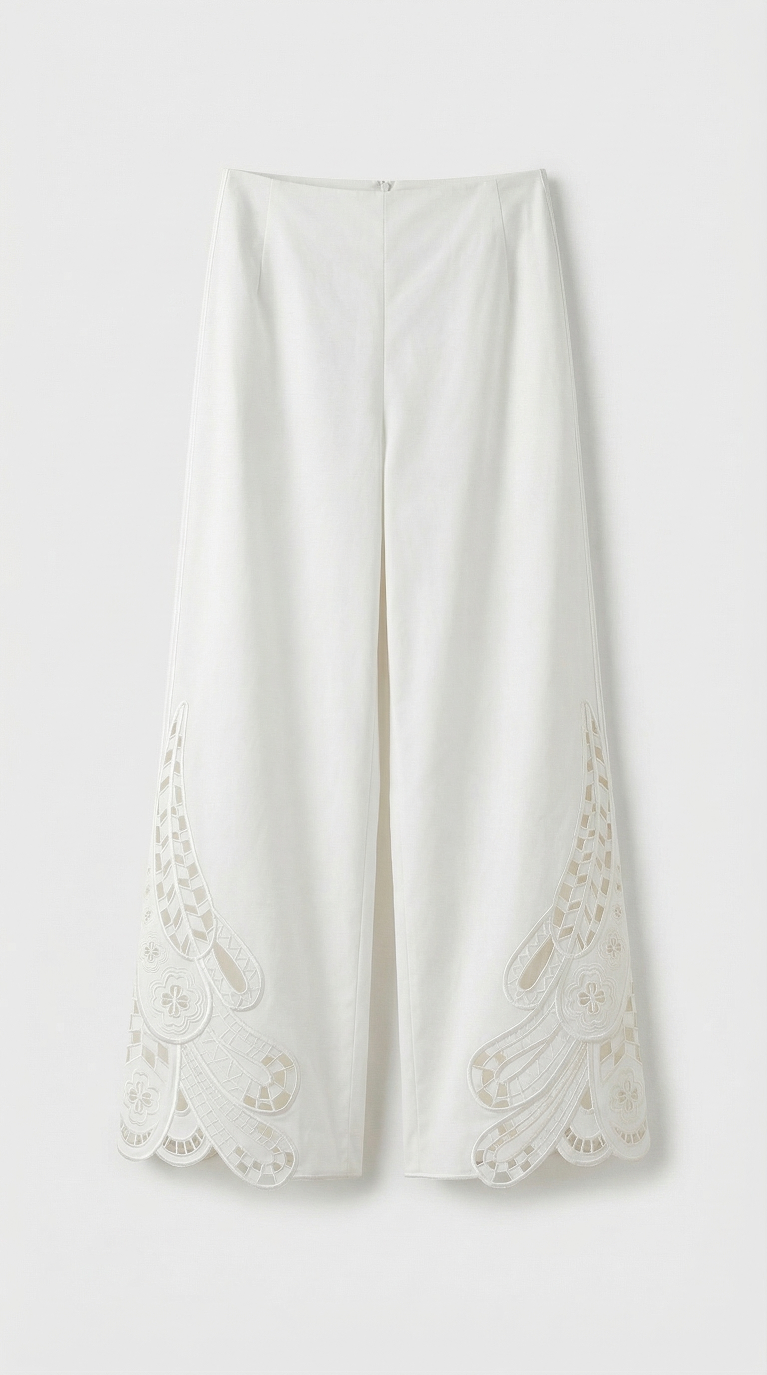Nuro - Embroidered Eyelet Two-Piece Set