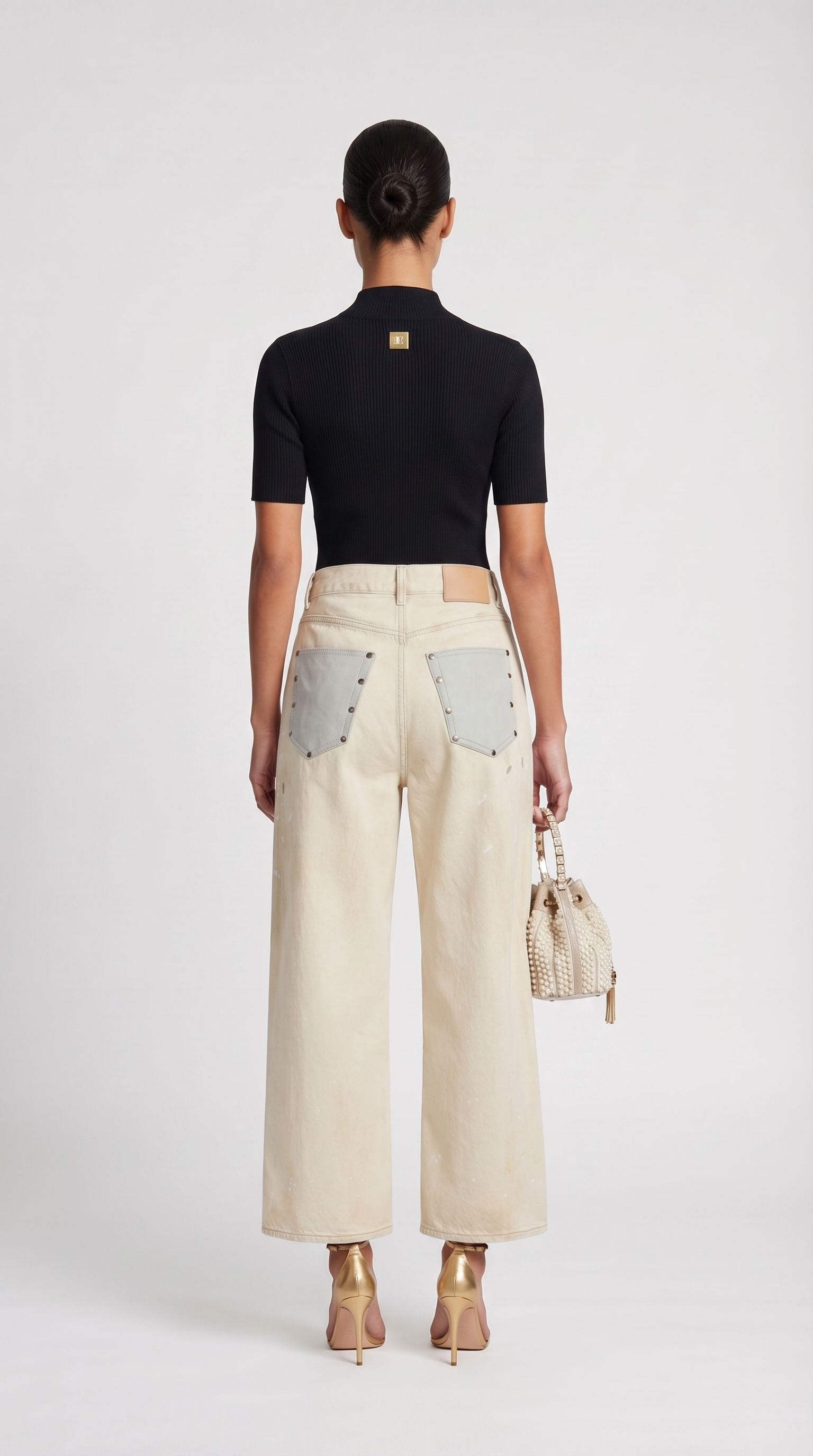 Solo - Keyhole-Detail Ribbed Knit Top Black